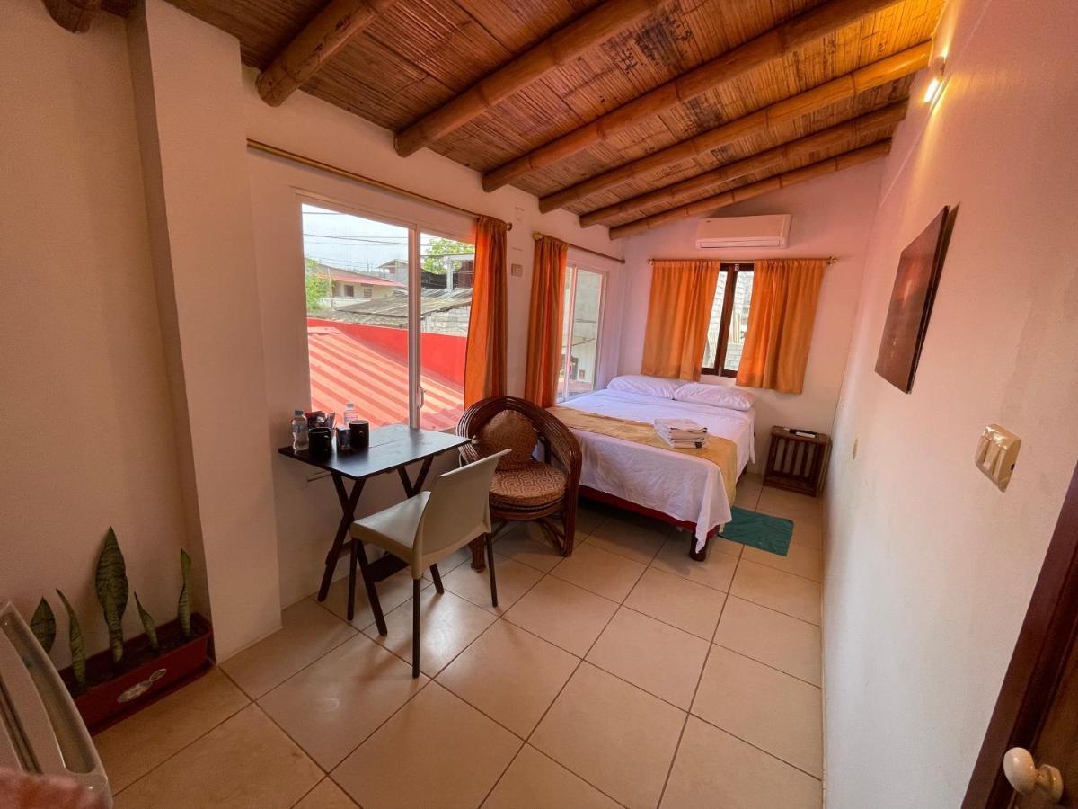 La Casa Naranja Bed And Breakfast Olón Eksteriør bilde